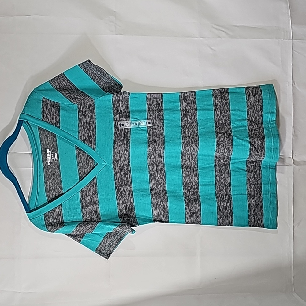 Old Navy Vintage T Shirt Teal and Gray V-Neck Size Medium